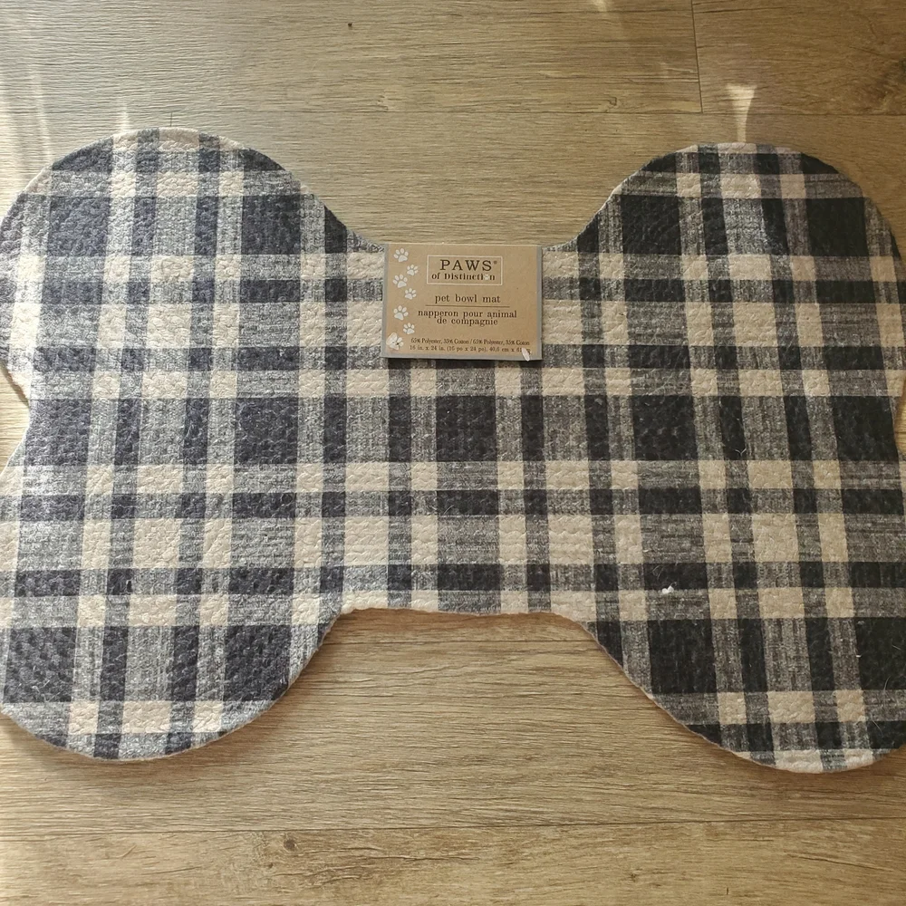 Pet Bowl Mat PAWS Of Distinction Plaid Bone-Shaped Navy & Cream Dog Or Cat NWT